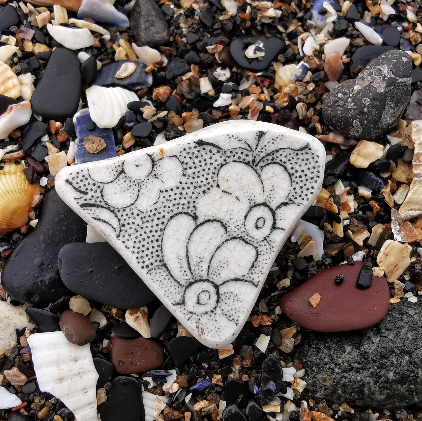 Scottish foliage pattern sea pottery heart & sterling silver pendant.