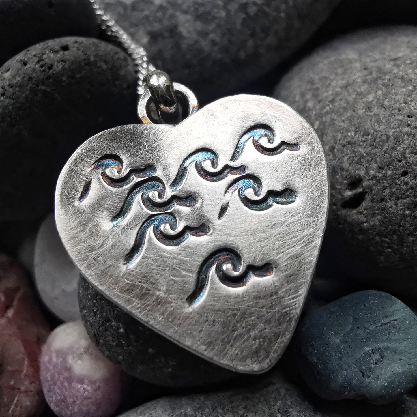 Scottish foliage pattern sea pottery heart & sterling silver pendant.