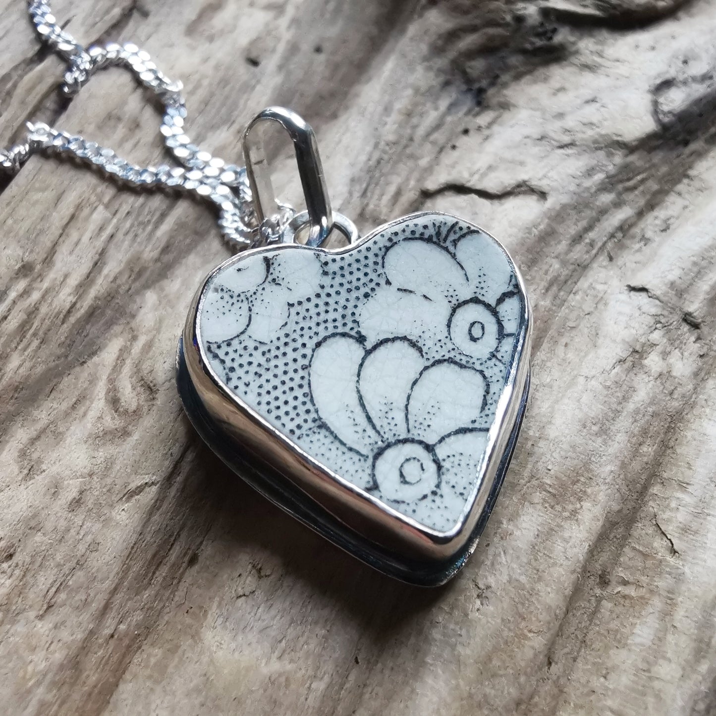 Scottish foliage pattern sea pottery heart & sterling silver pendant.