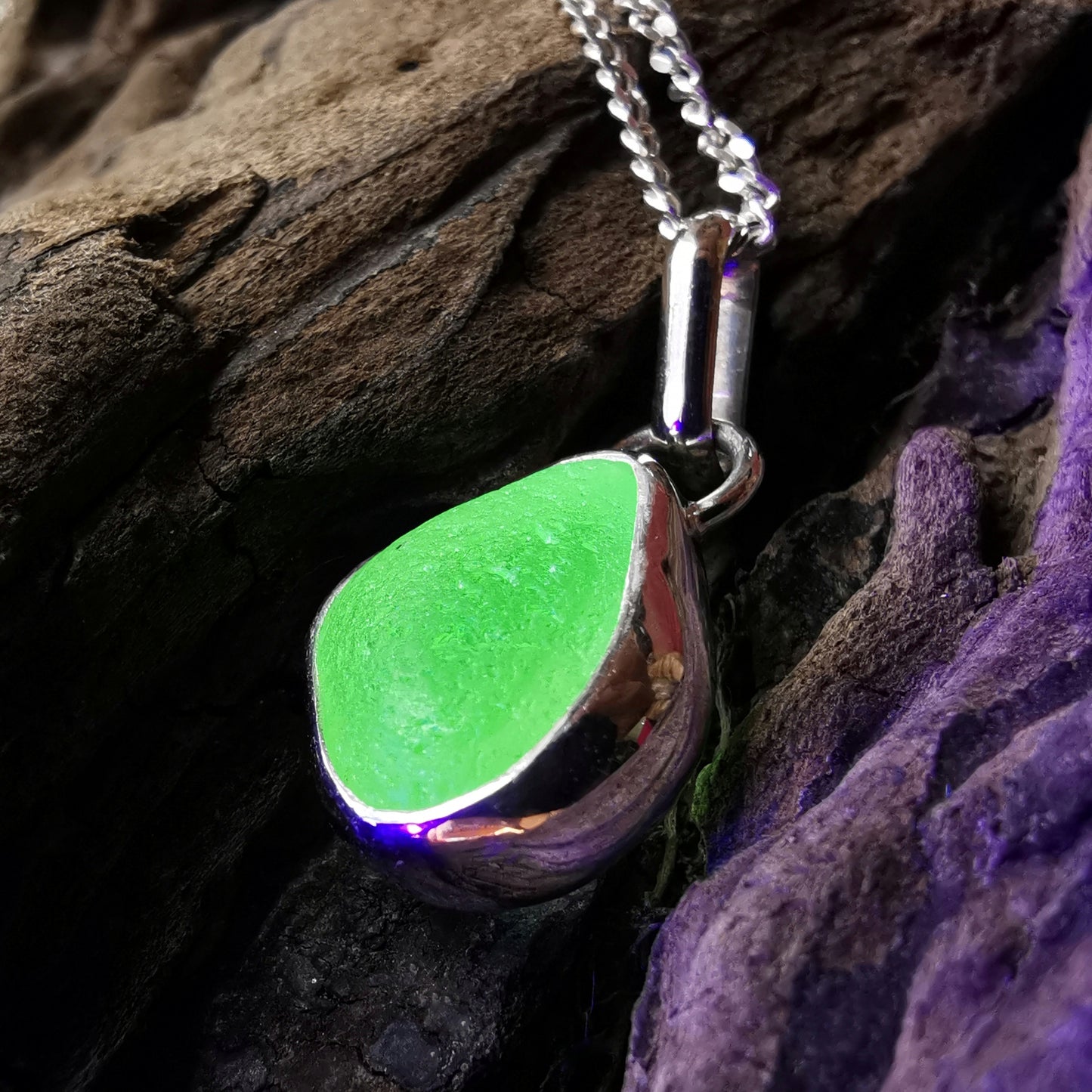 Seaham UV sea glass & sterling silver pendant.