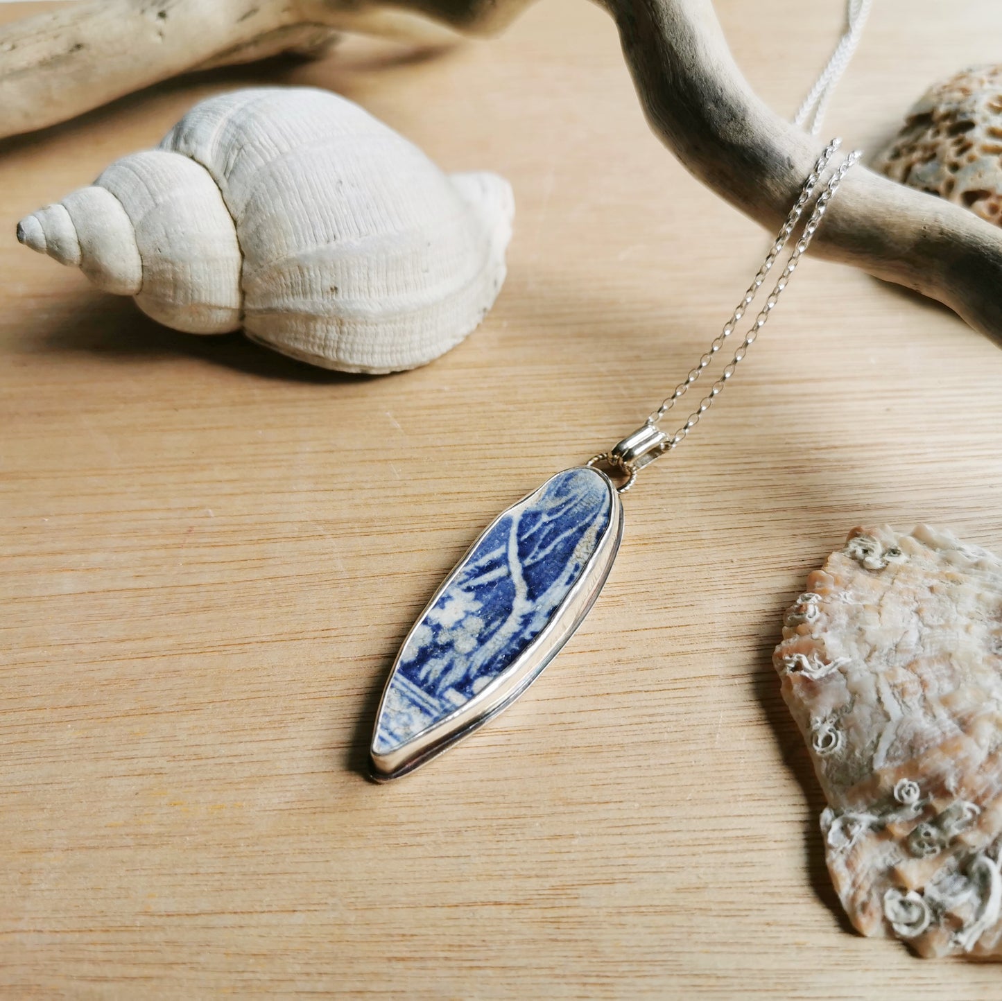 Scottish blue willow pattern pottery & sterling silver pendant.