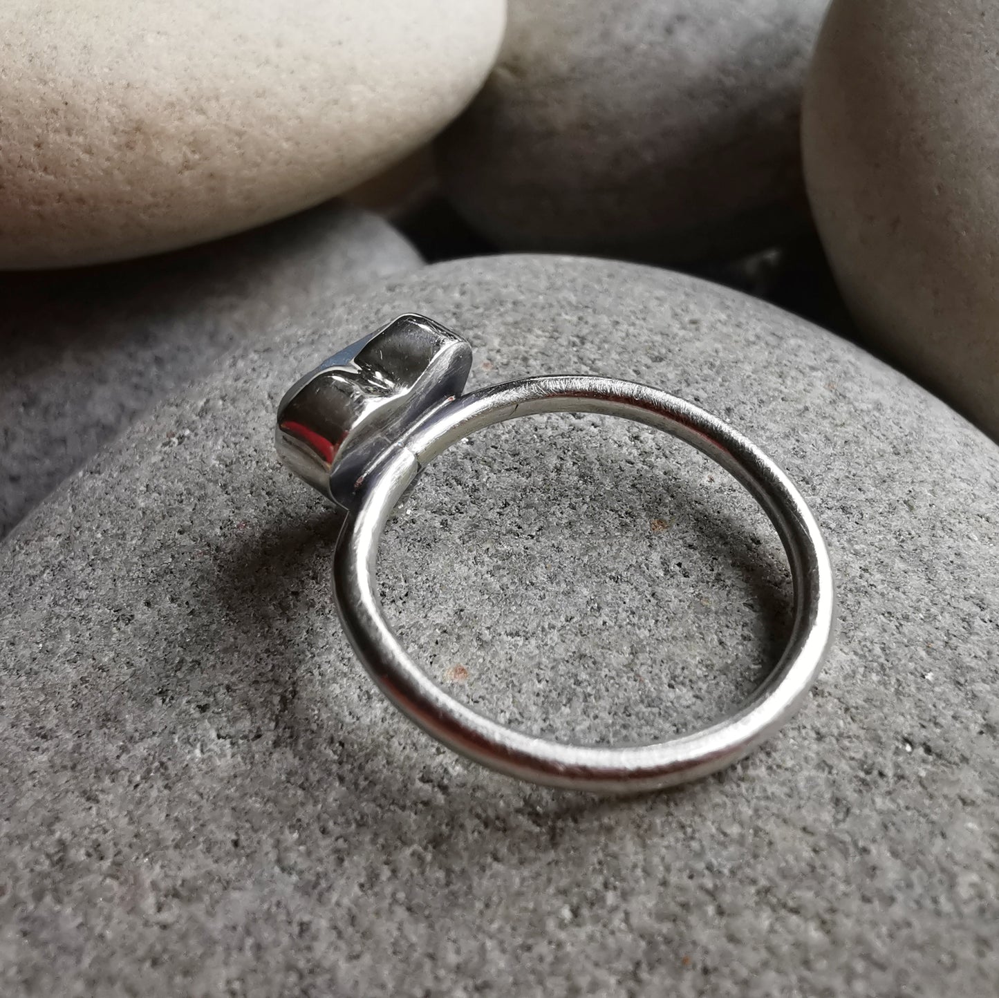 Seaham opalescent sea glass heart & sterling silver ring size N / 7