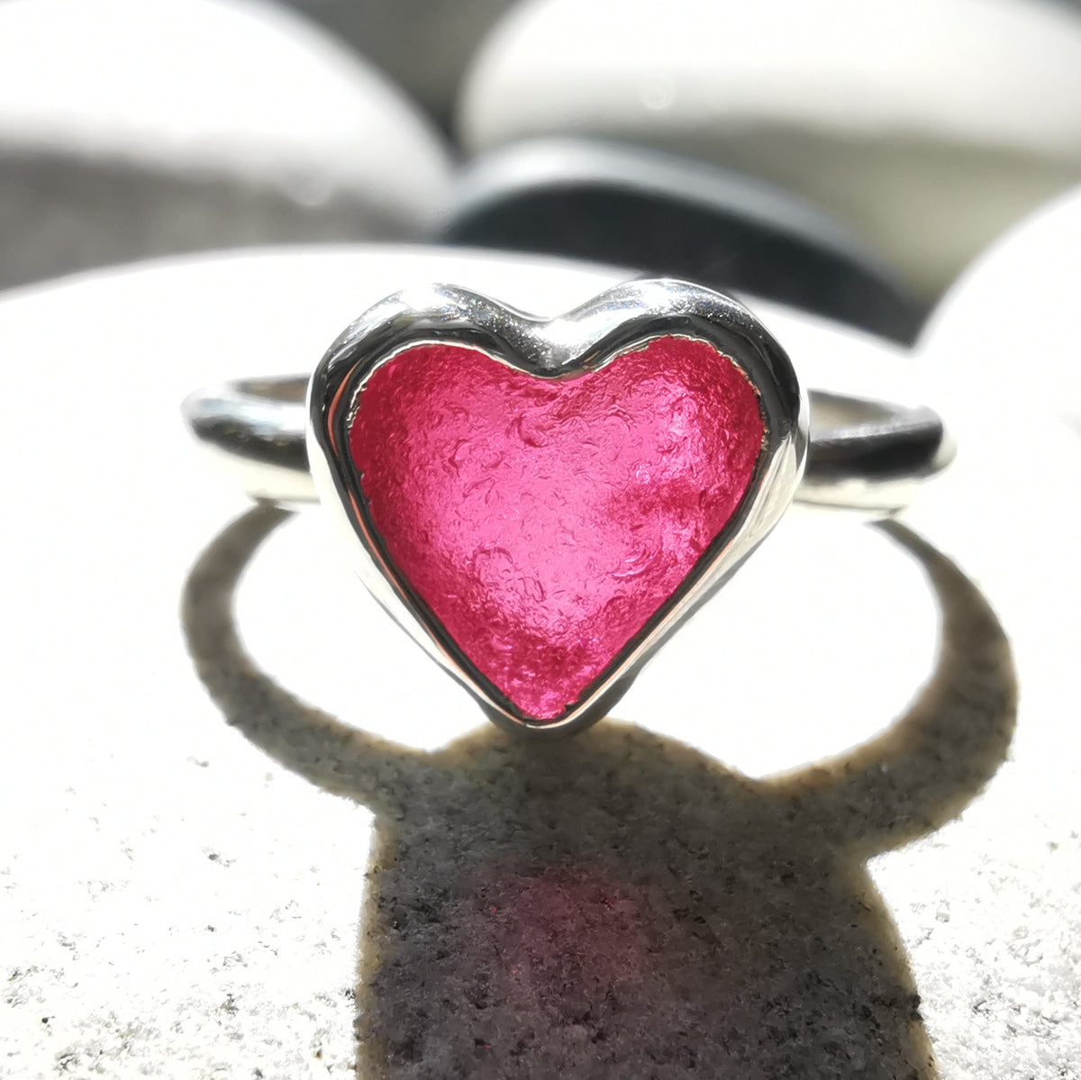 Scottish magenta pink sea glass heart & sterling silver ring size N/7.