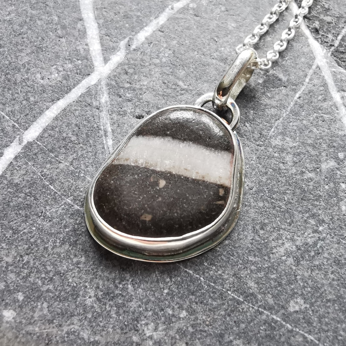 Scottish wishing stone & sterling silver pendant.