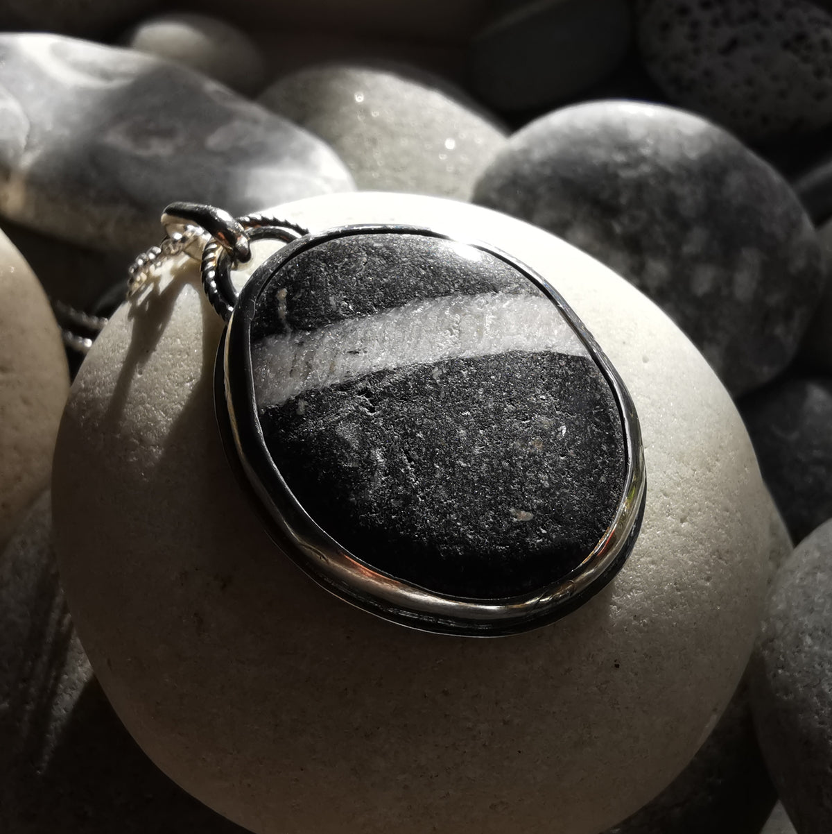Scottish wishing stone & sterling silver pendant.