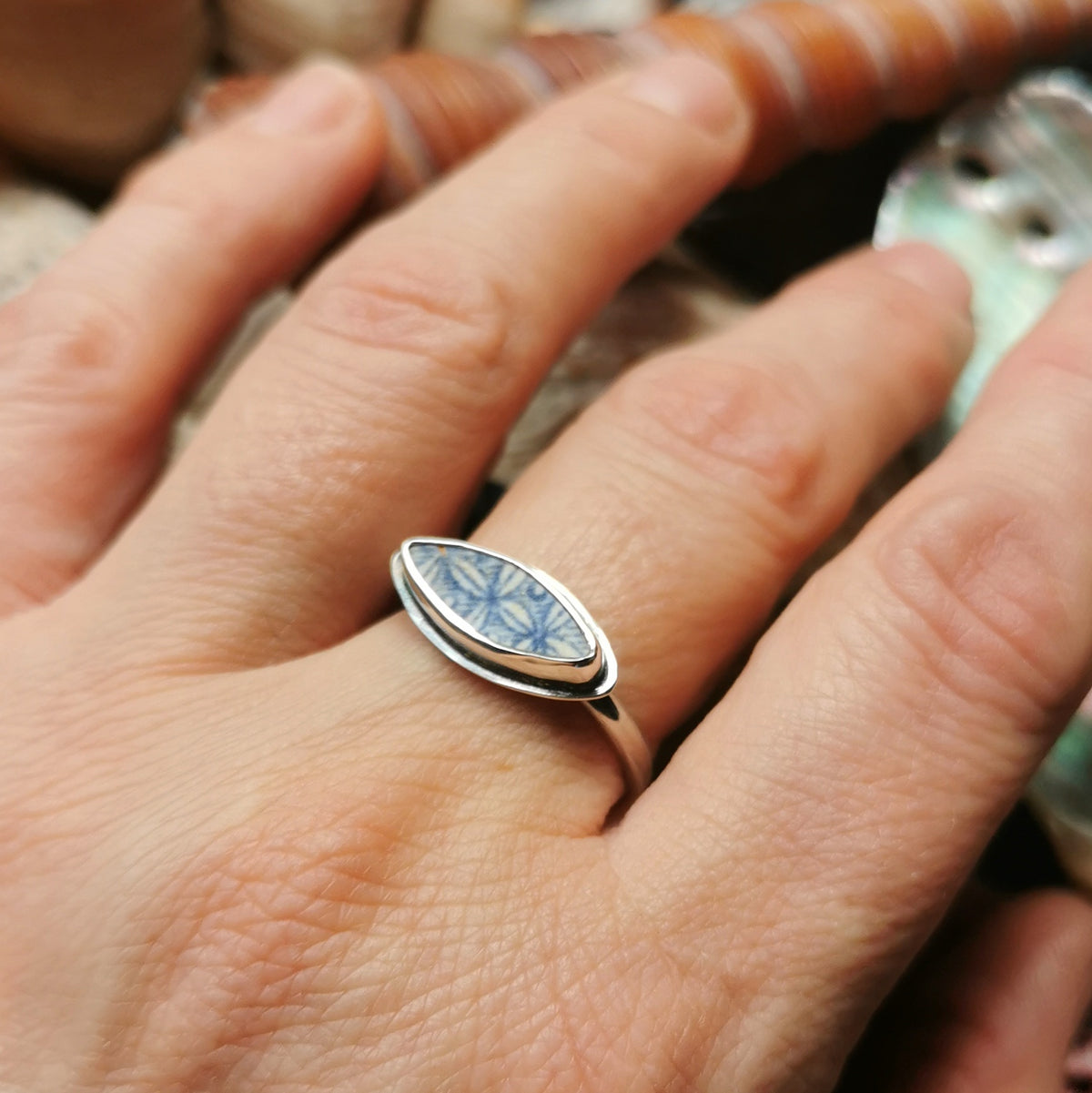 Blue and white Scottish sea pottery & sterling silver ring size P 1/2.