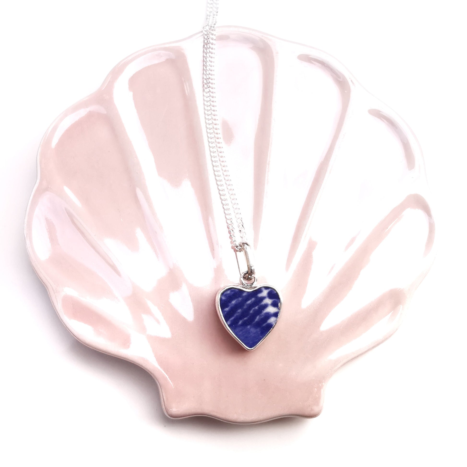 Scottish blue willow pattern beach pottery, heart pendant, silver necklace - monopatin