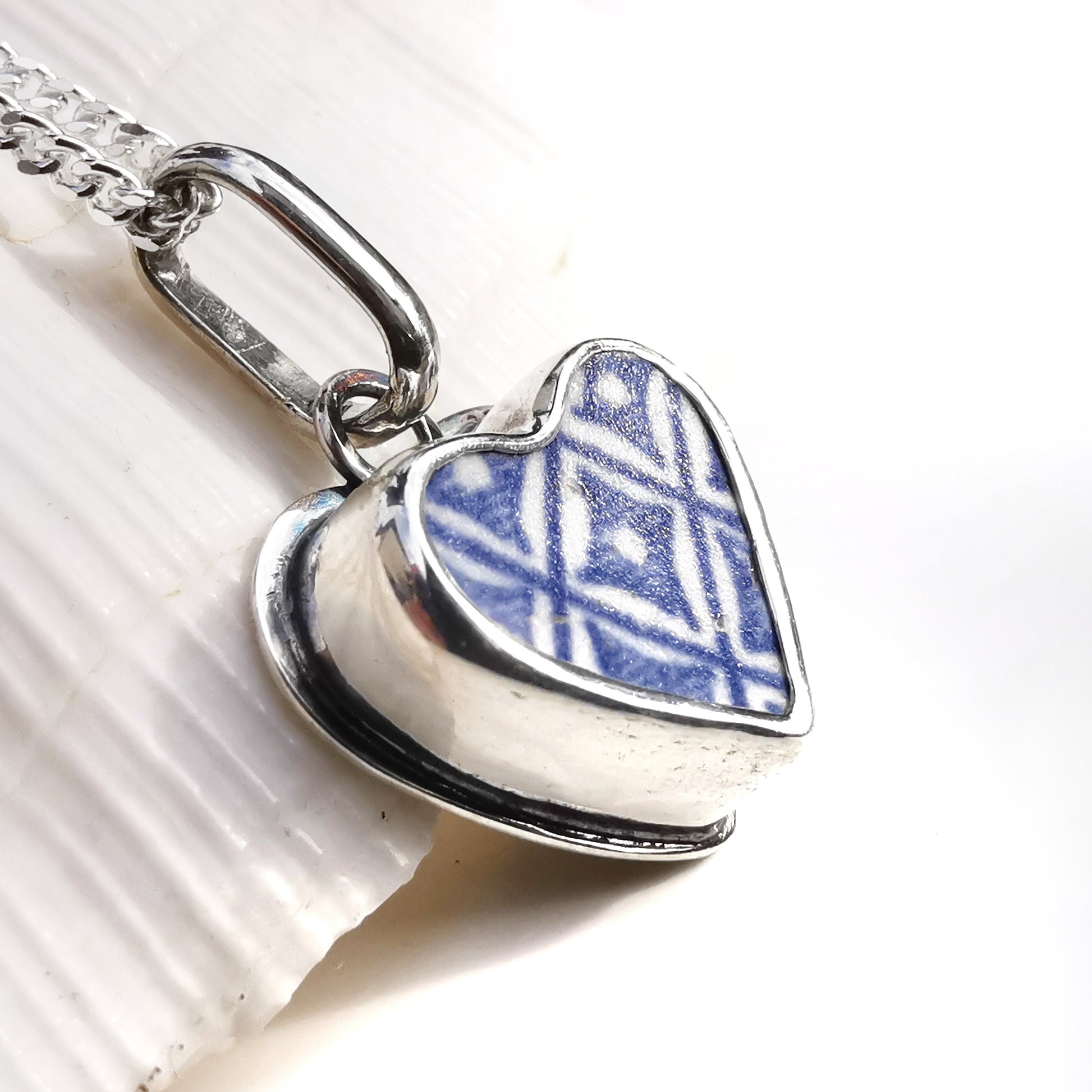 Scottish blue willow, blue and white pattern beach pottery heart pendant, sterling silver necklace - monopatin